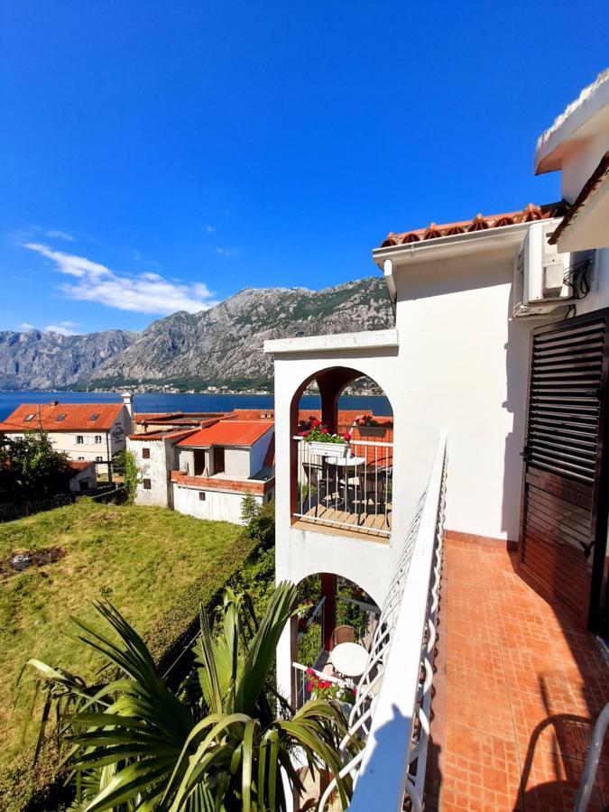 Hotel Bokeljski Dvori Kotor Exterior foto