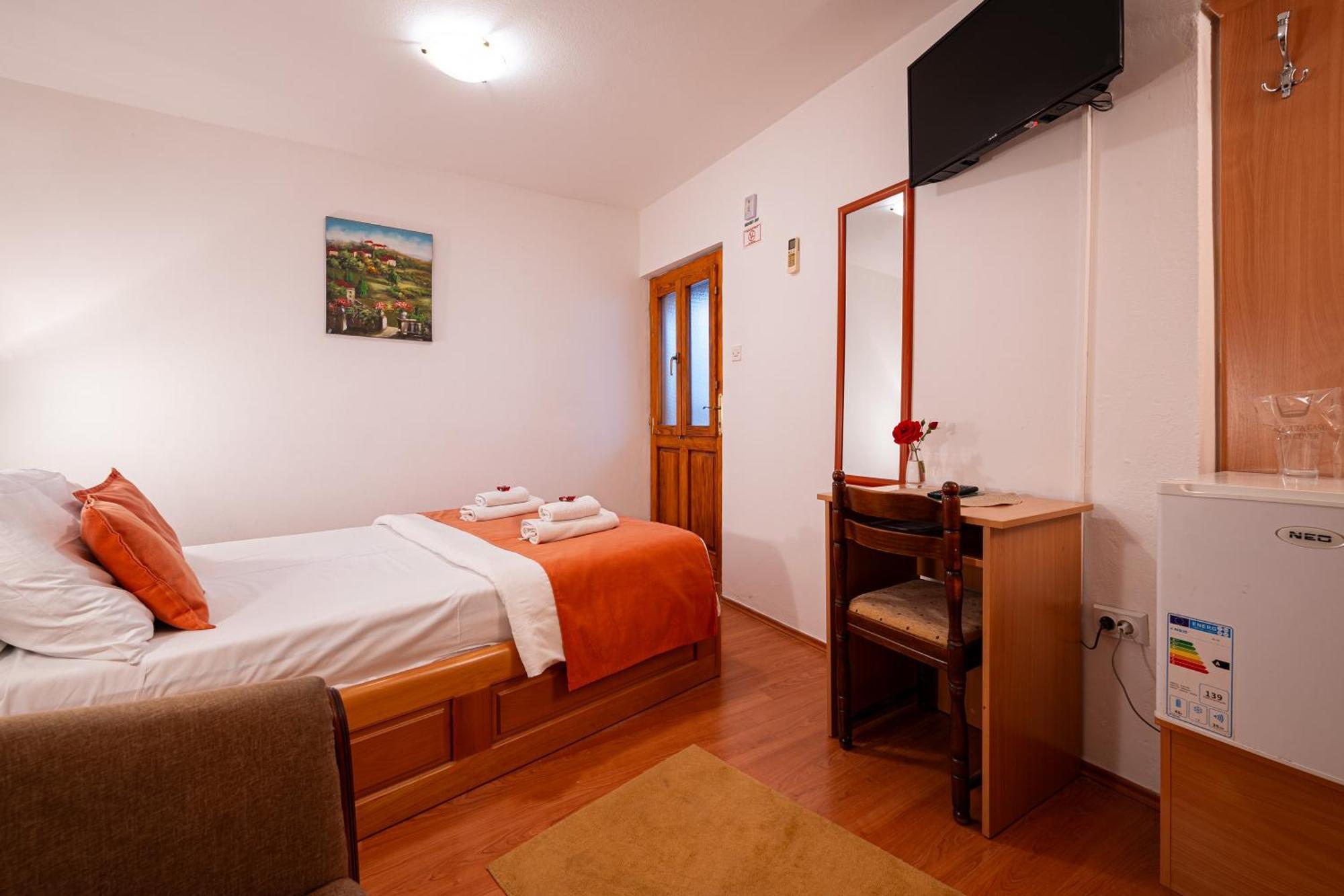 Hotel Bokeljski Dvori Kotor Zimmer foto