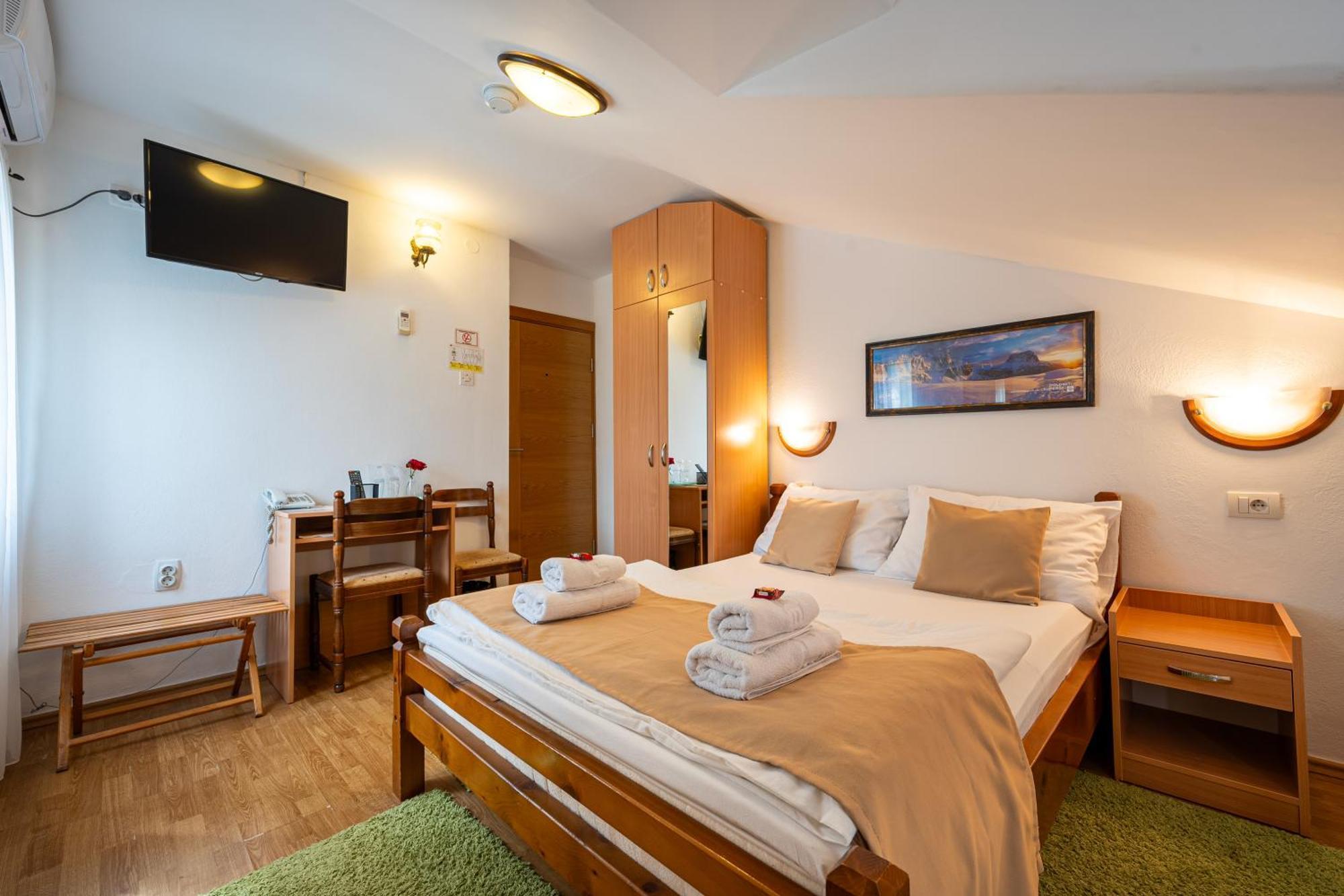 Hotel Bokeljski Dvori Kotor Zimmer foto